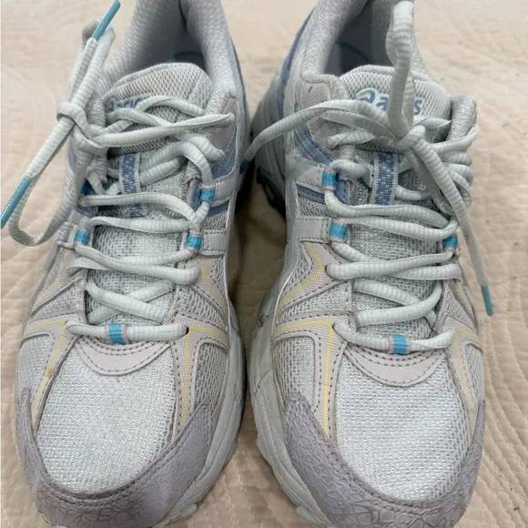 ASICS Women's Gray Running Shoes