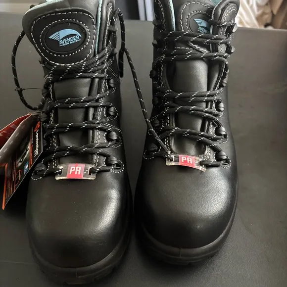 Avenger Safety Black Lace Up Leather Work Boots for Women 7 WIDE