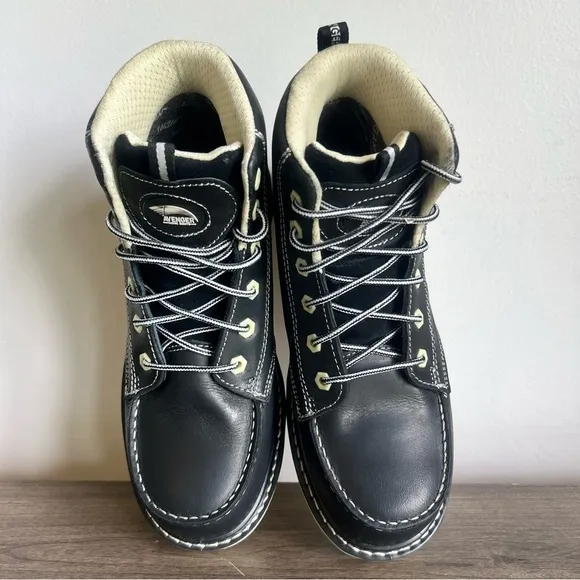 Avenger Women's Wedge Moc Work Boot Size 8 SKU#24699