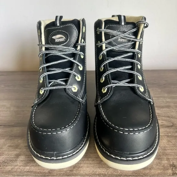 Avenger Women's Wedge Moc Work Boot Size 8 SKU#24699