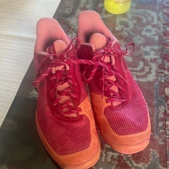 BABOLAR, women Tennis court shoes , athletic shoes , size10.5