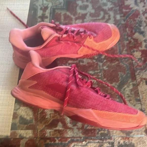 BABOLAR, women Tennis court shoes , athletic shoes , size10.5