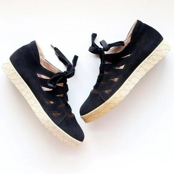 BeautiFeel Black Suede Leather Lace-up Cutout Sneakers Flat Comfort Shoes Size 7