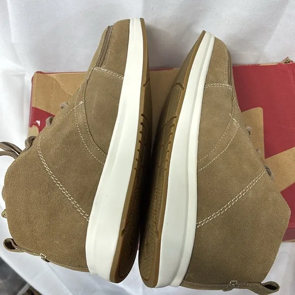 Billy comfort  jogger Chukka sand suede leather lace zip shoes size 9.5 wide