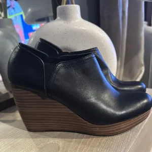 Black Leather Wedge Ankle Boots