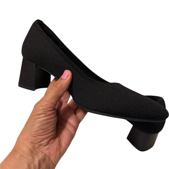 Black VIVAIA Women's Shoes Almond Toe Block Heel (Tamia Block)