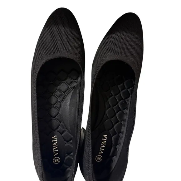 Black VIVAIA Women's Shoes Almond Toe Block Heel (Tamia Block)