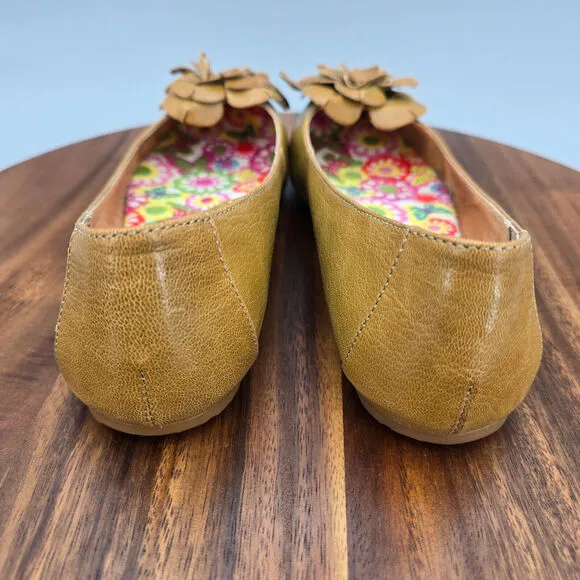 Born Ballet Flats Women's 7 Yellow Brown Leather Floral Slip On Comfort Shoes