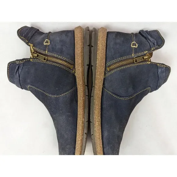Born Wynter Comfort 8.5 Shoes Blue Suede Leather Ankle Bootie Side Zip Moccasins