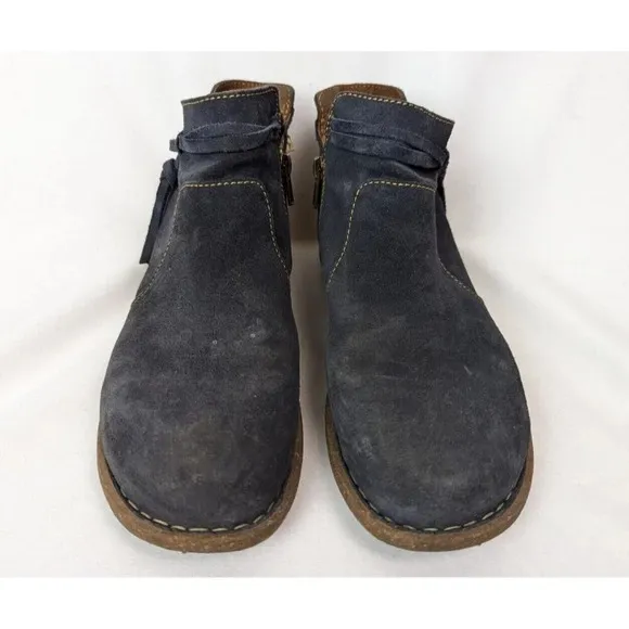 Born Wynter Comfort 8.5 Shoes Blue Suede Leather Ankle Bootie Side Zip Moccasins