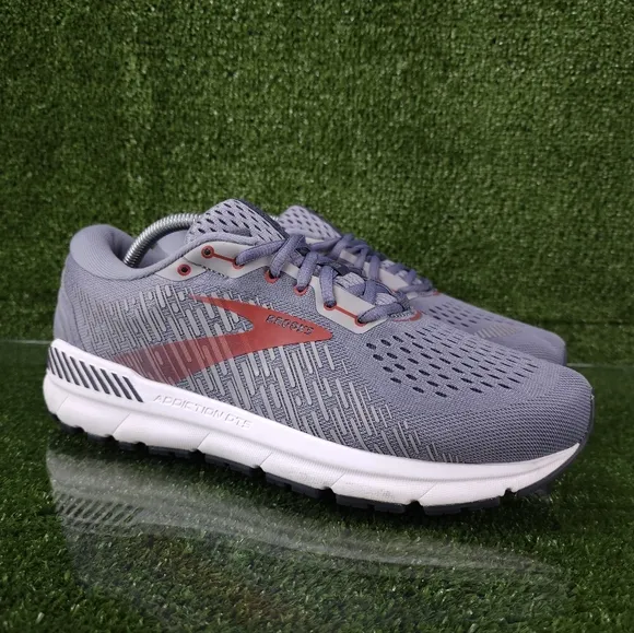 Brooks addiction GTS Mens gray and Red Running Shoes size 10