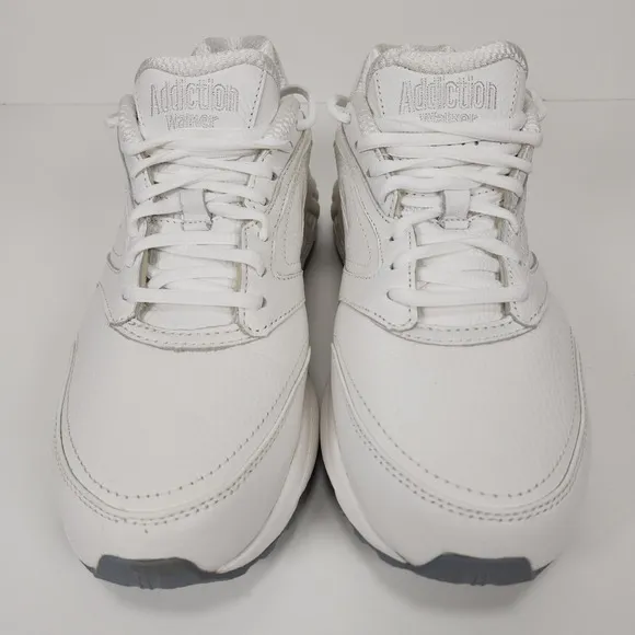 Brooks Addiction Walker White Walking Shoes Men's 9.5 4E Wide 1100394E111 NIB