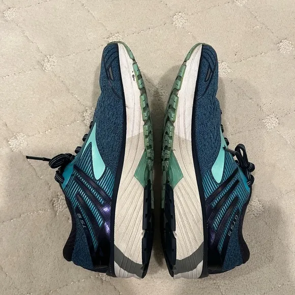 Brooks Adrenaline GTS 18 Running Shoes