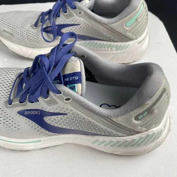 Brooks Adrenaline GTS 22 Women's Size 10 2A Running Shoes Gray