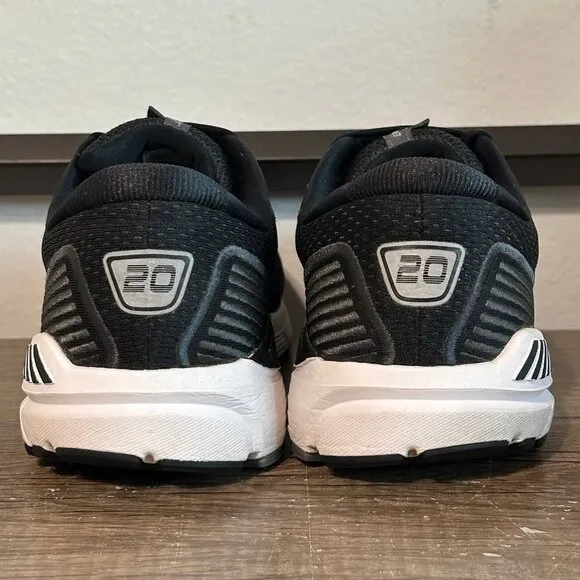 Brooks Beast 20 Men’s Athletic Walking Shoes Size 12.5 Wide (2E) Black
