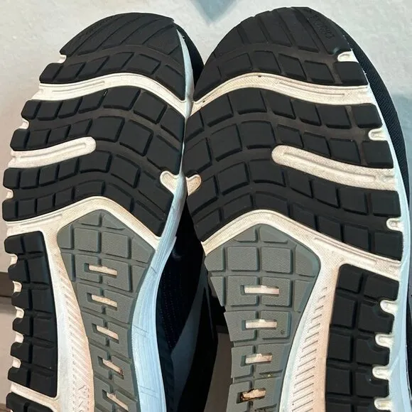 Brooks Beast 20 Men’s Athletic Walking Shoes Size 12.5 Wide (2E) Black