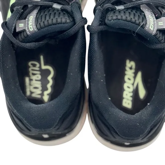 BROOKS Dyad 11 Running Shoe | US 8 Wide