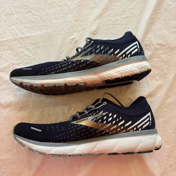 Brooks Ghost 13 Men's Running Shoes - Black and Gold SZ 13 Worn 1X
