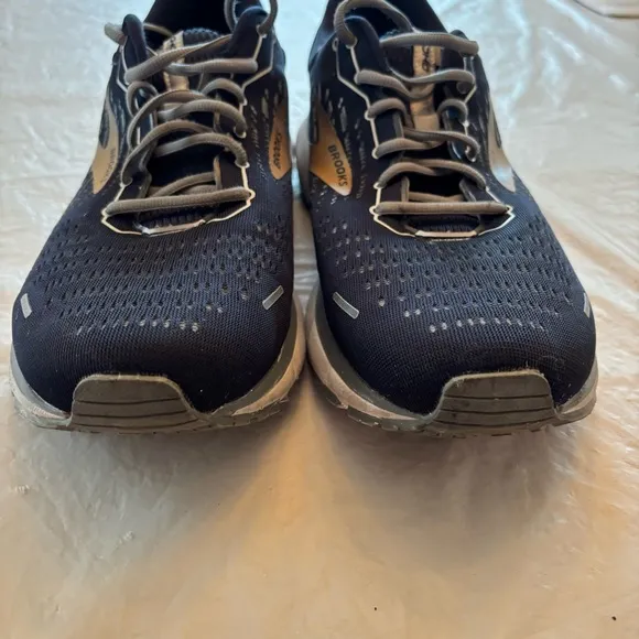 Brooks Ghost 13 Men's Running Shoes - Black and Gold SZ 13 Worn 1X