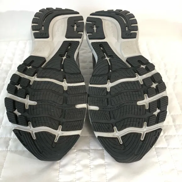 Brooks Ghost 14 Gray Running ShoeSz 7