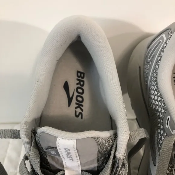Brooks Ghost 14 Gray Running ShoeSz 7