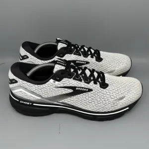 Brooks Ghost 15 White Black Running Shoes 1103931D121 Men's Sz 12 EU 46