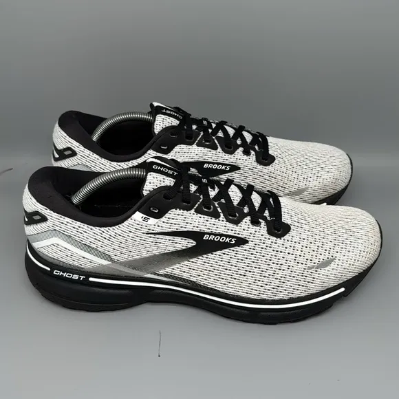Brooks Ghost 15 White Black Running Shoes 1103931D121 Men's Sz 12 EU 46