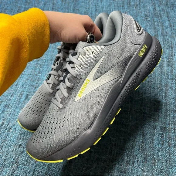 Brooks Ghost 16 Running Shoes in Primer Grey Lime
