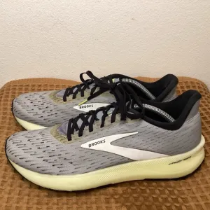 Brooks Hyperion Tempo Running Shoes Mens US Size 11.5 Gray Yellow Medium