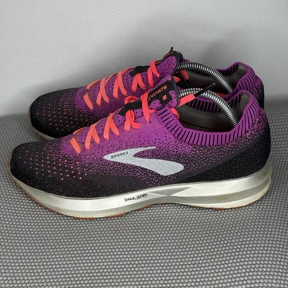 Brooks Levitate 2 Pink Purple Running Shoes Sneakers 1202791B520 - Women's Sz 10