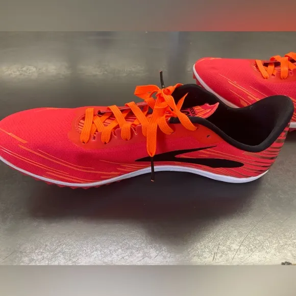 Brooks Mach 18 running shoes with spikes