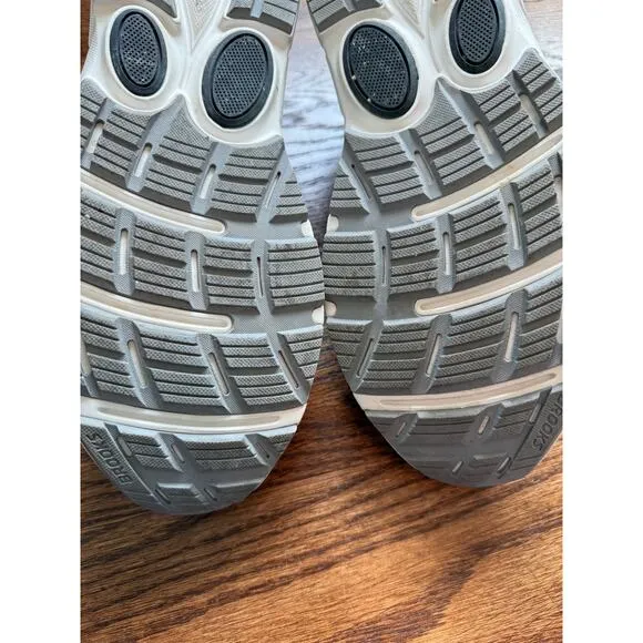 Brooks Men's Dyad 11 Running Shoes