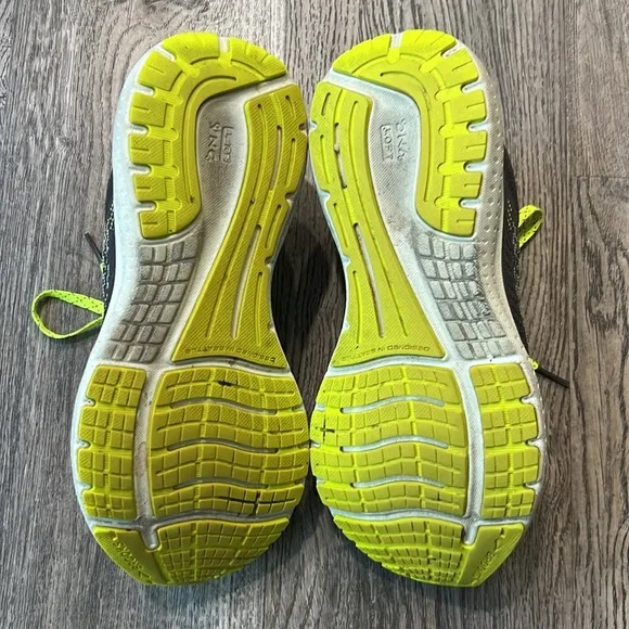 Brooks Shoes Black Running Shoes Glycerin 19 Size 8 Athletic Womens Sneakers