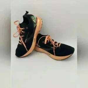 Brooks Size 7 Women's Running Shoes LIMITED EDITION Tropical Levitate 3