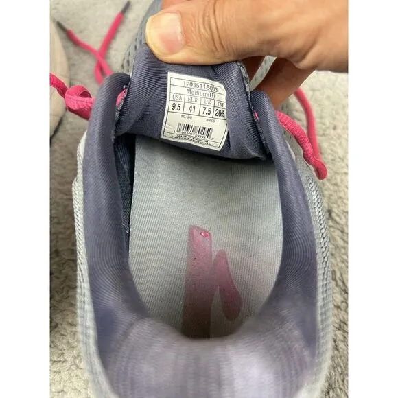 Brooks Trace‎ 1 Women's Size 9.5 Gray/Night Shadow/Raspberry