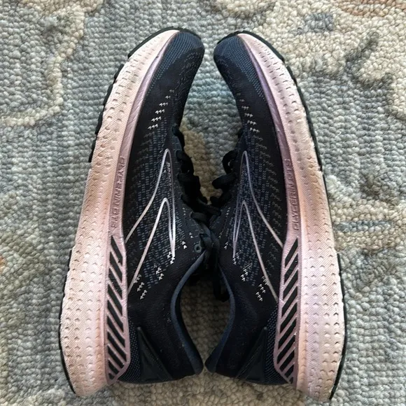 Brooks Women's Glycerine GT 19 black blue lilac white running shoes size 9.5