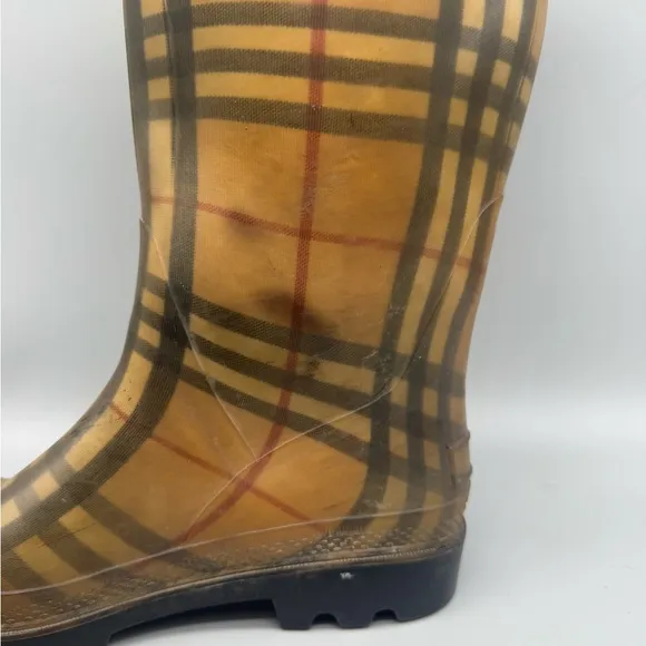 BURBERRY Haymarket Rain Boots Plaid Checkered Pattern Women Size 6
