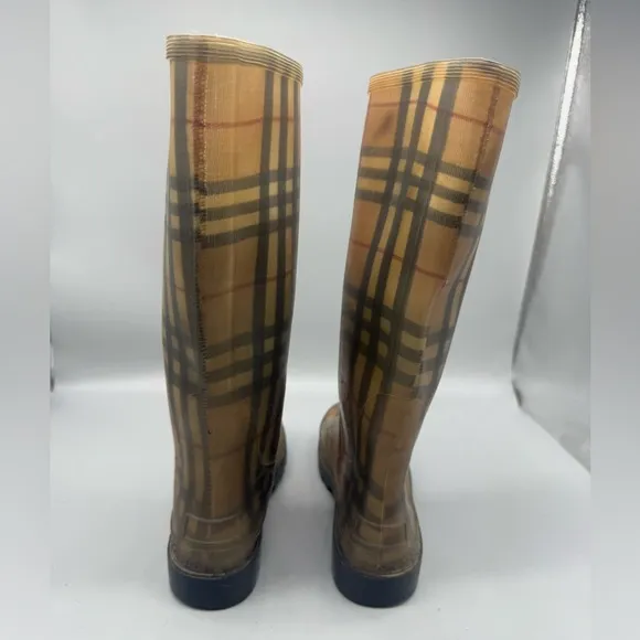 BURBERRY Haymarket Rain Boots Plaid Checkered Pattern Women Size 6