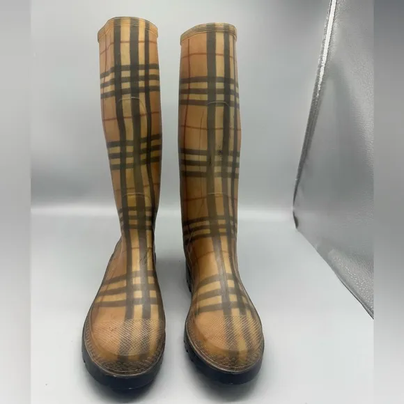 BURBERRY Haymarket Rain Boots Plaid Checkered Pattern Women Size 6