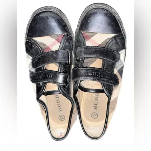 Burberry sneakers for kids size 32