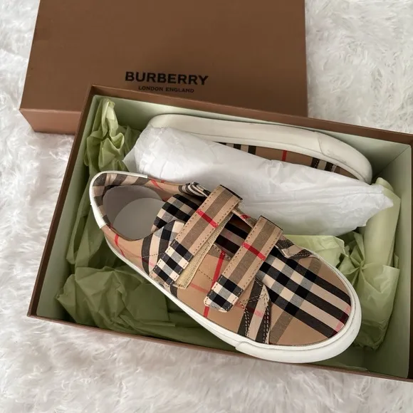 Burberry sneakers for kids