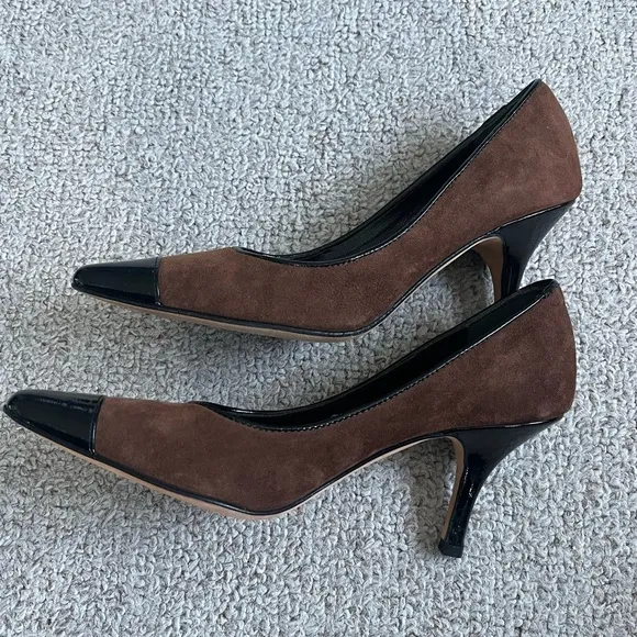 Butter Suede Pointed Toe Colorblock Pump Black Brown Size 4 1/2 Italy