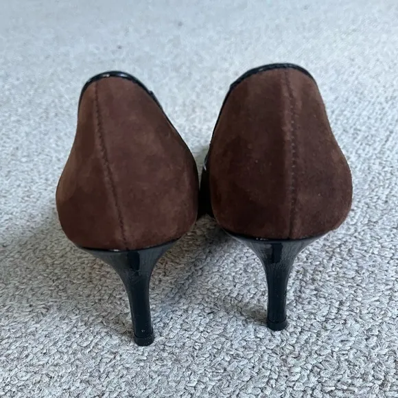 Butter Suede Pointed Toe Colorblock Pump Black Brown Size 4 1/2 Italy