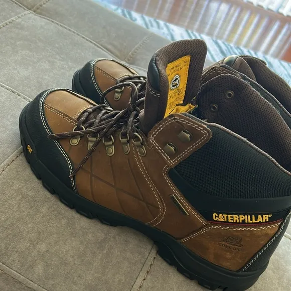 Caterpillar Threshold Steel toe work boots 13 outdoors