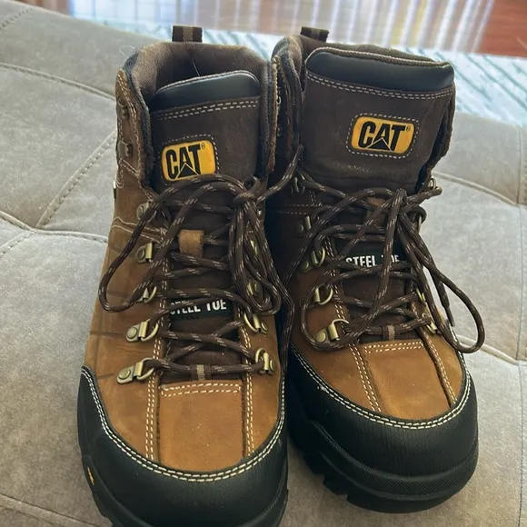 Caterpillar Threshold Steel toe work boots 13 outdoors
