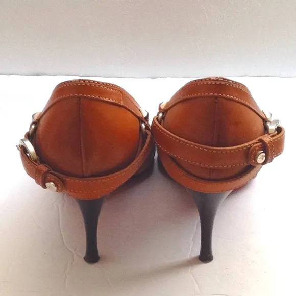 CESARE PACIOTTI - Vintage Luxury Leather Kiltie Heels; 2005 Fall/Winter Shoes
