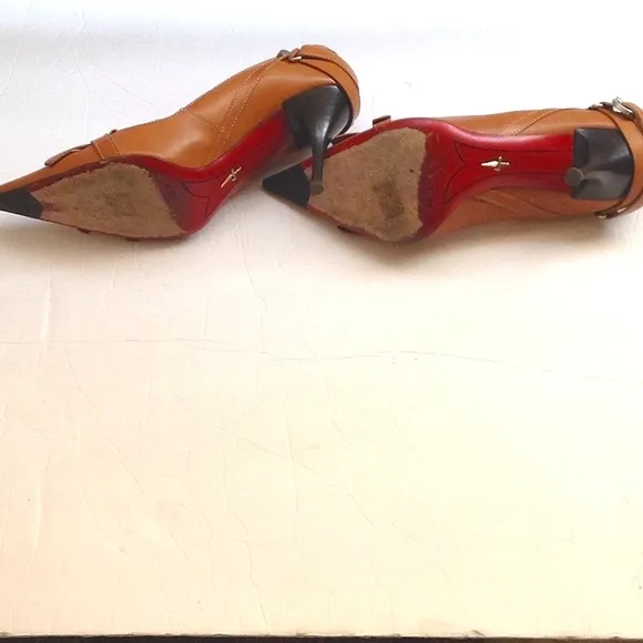 CESARE PACIOTTI - Vintage Luxury Leather Kiltie Heels; 2005 Fall/Winter Shoes