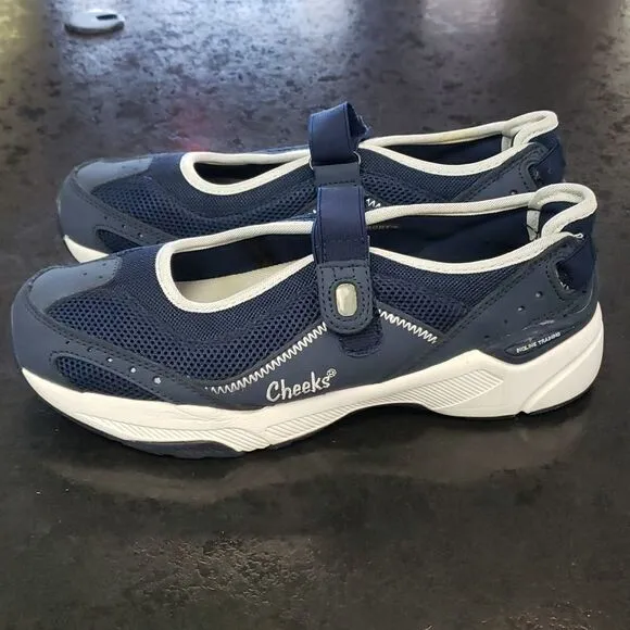 Cheeks sneakers