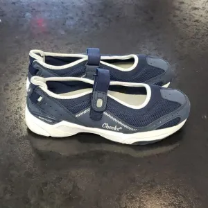 Cheeks sneakers