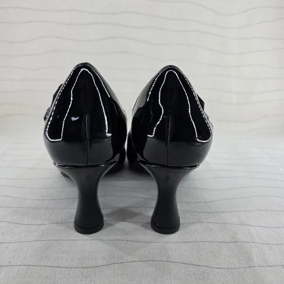 Clarks Womens Kataleyna Rae Black Pointed Toe Buckle Cut Out Patent Heels Size 7